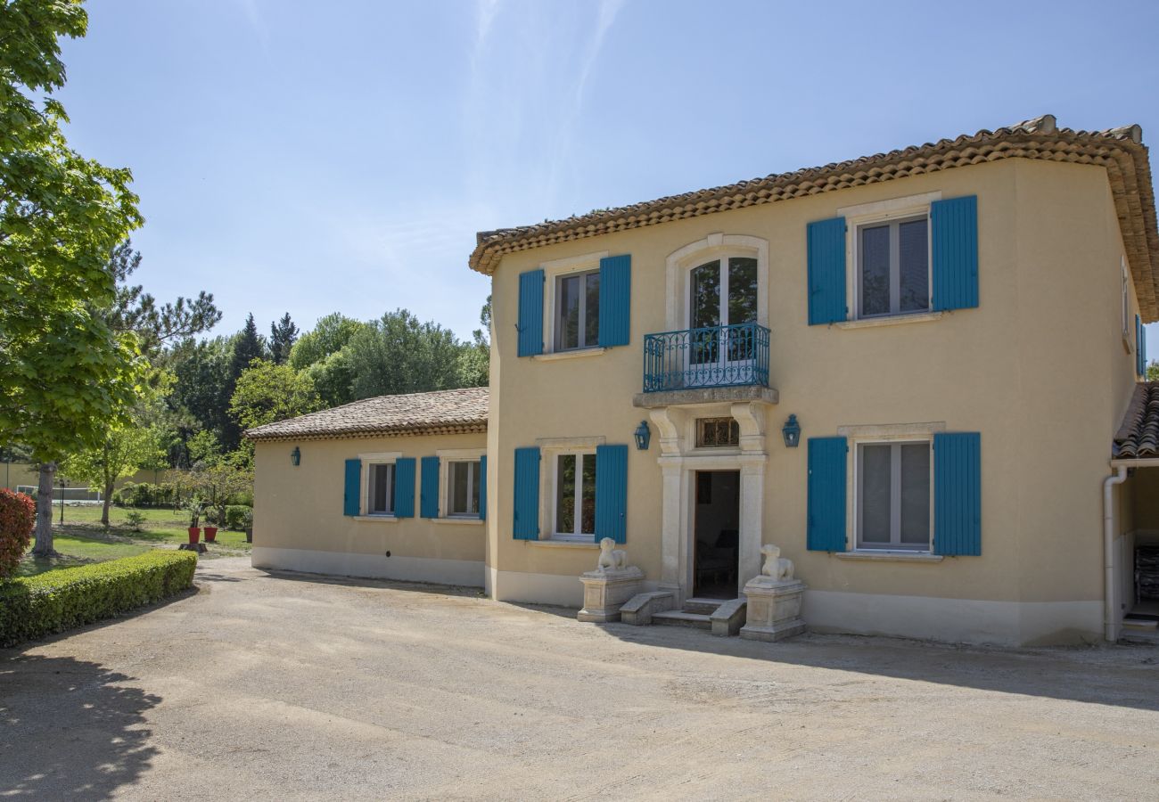 Domaine à Mouriès - Location vacances maison piscine MOURIES LS1-394