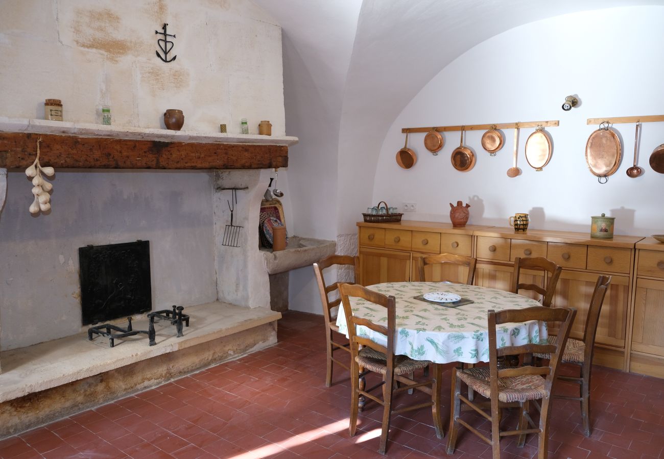 Ferme à Mouriès - Location vacances maison piscine MOURIES LS1-361