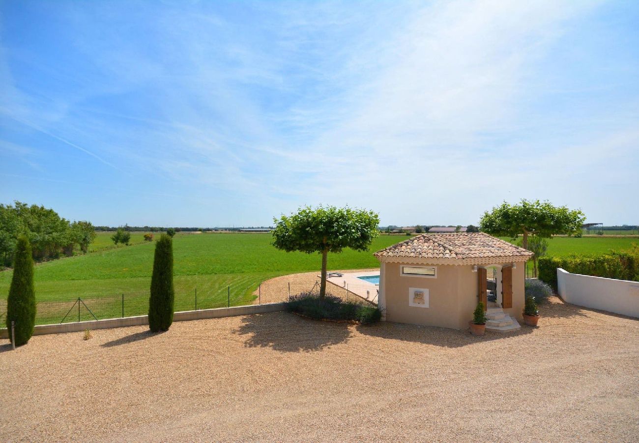 Maison à Arles - Location vacances maison piscine MOULES LS3-299