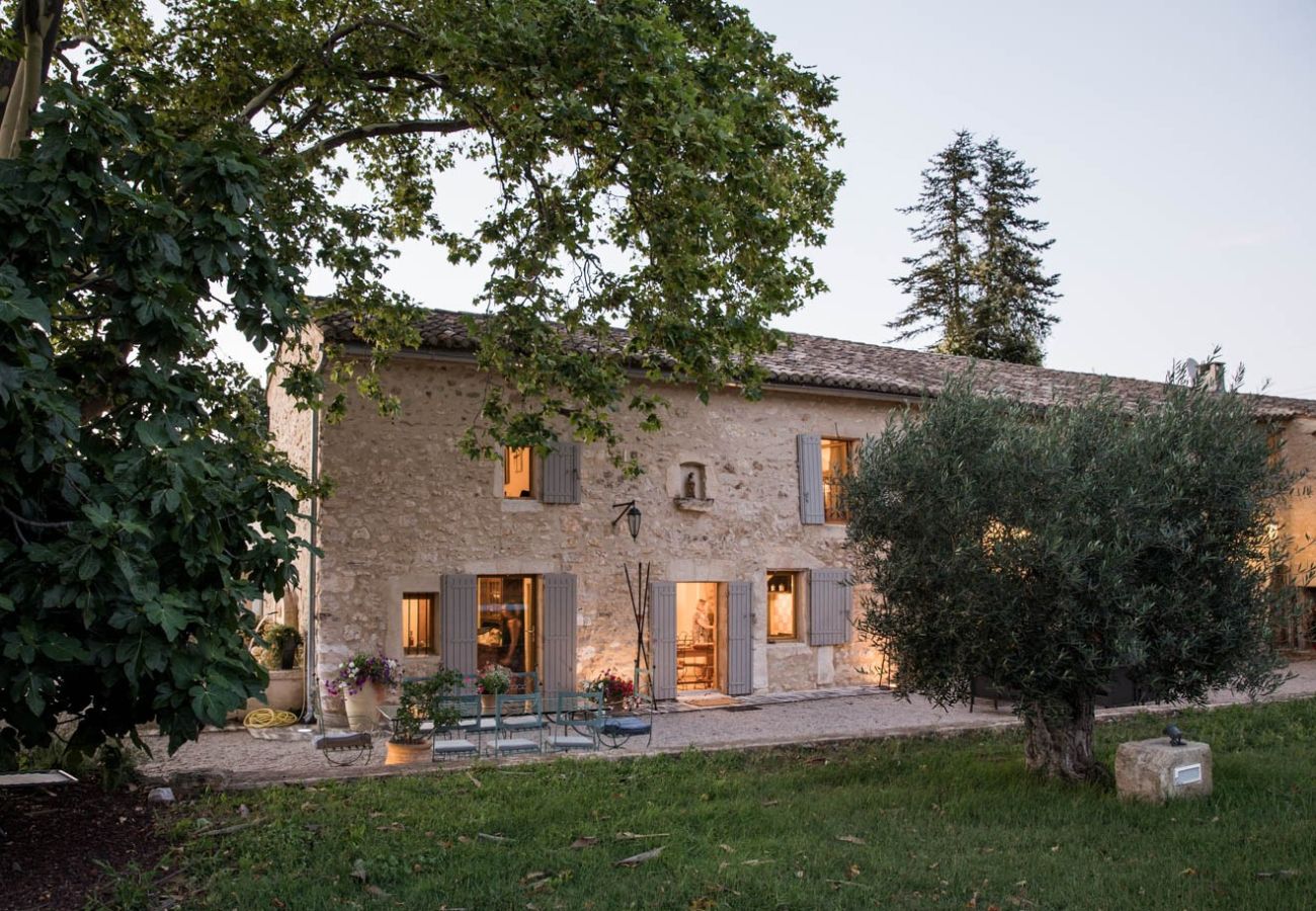 Ferme à Eygalières - Location vacances mas piscine EYGALIERES LS1-447