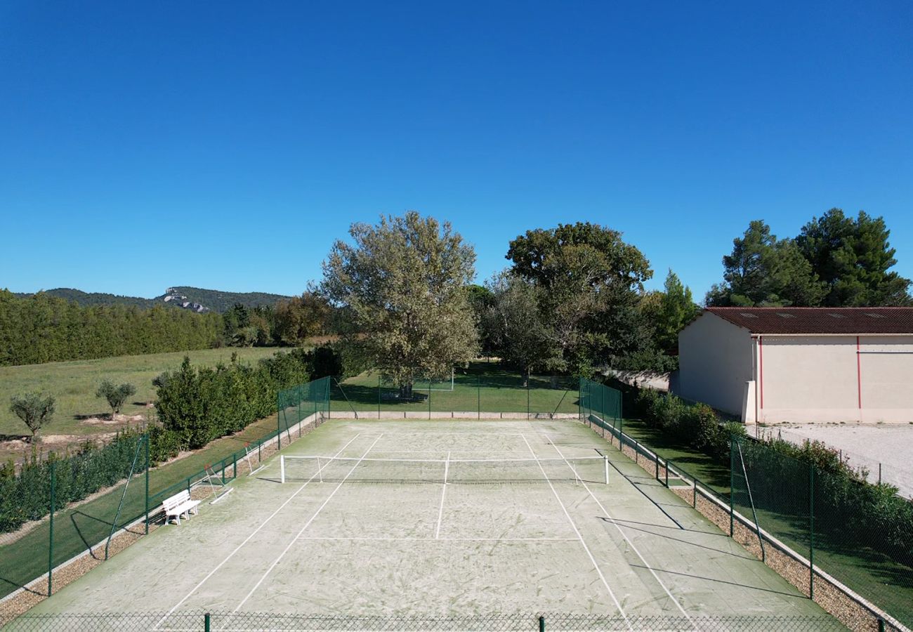 Villa à Tarascon - Villa avec piscine chauffée tennis Fontvieille LS1-448